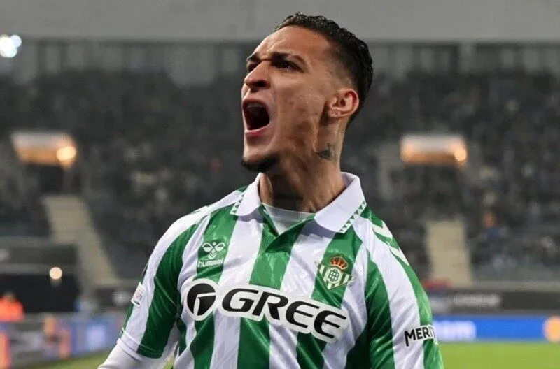 Antony thi đấu tại La Liga