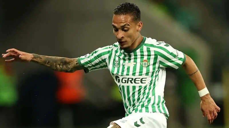Benfica chính thức để mắt tới Antony